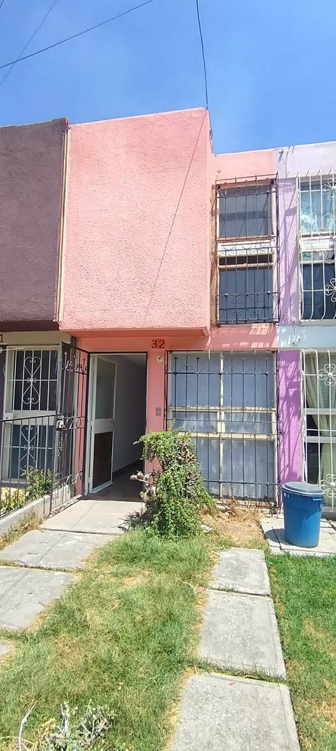 Venta de Casa en Muy Buenas Condiciones en Fraccionamiento Héroes Ixtapaluca, Estado de México.